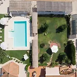 펜션 Angenehmes Haus Mit Privatem Pool By Interhome *