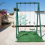 펜션 Angenehmes Haus Mit Privatem Pool By Interhome